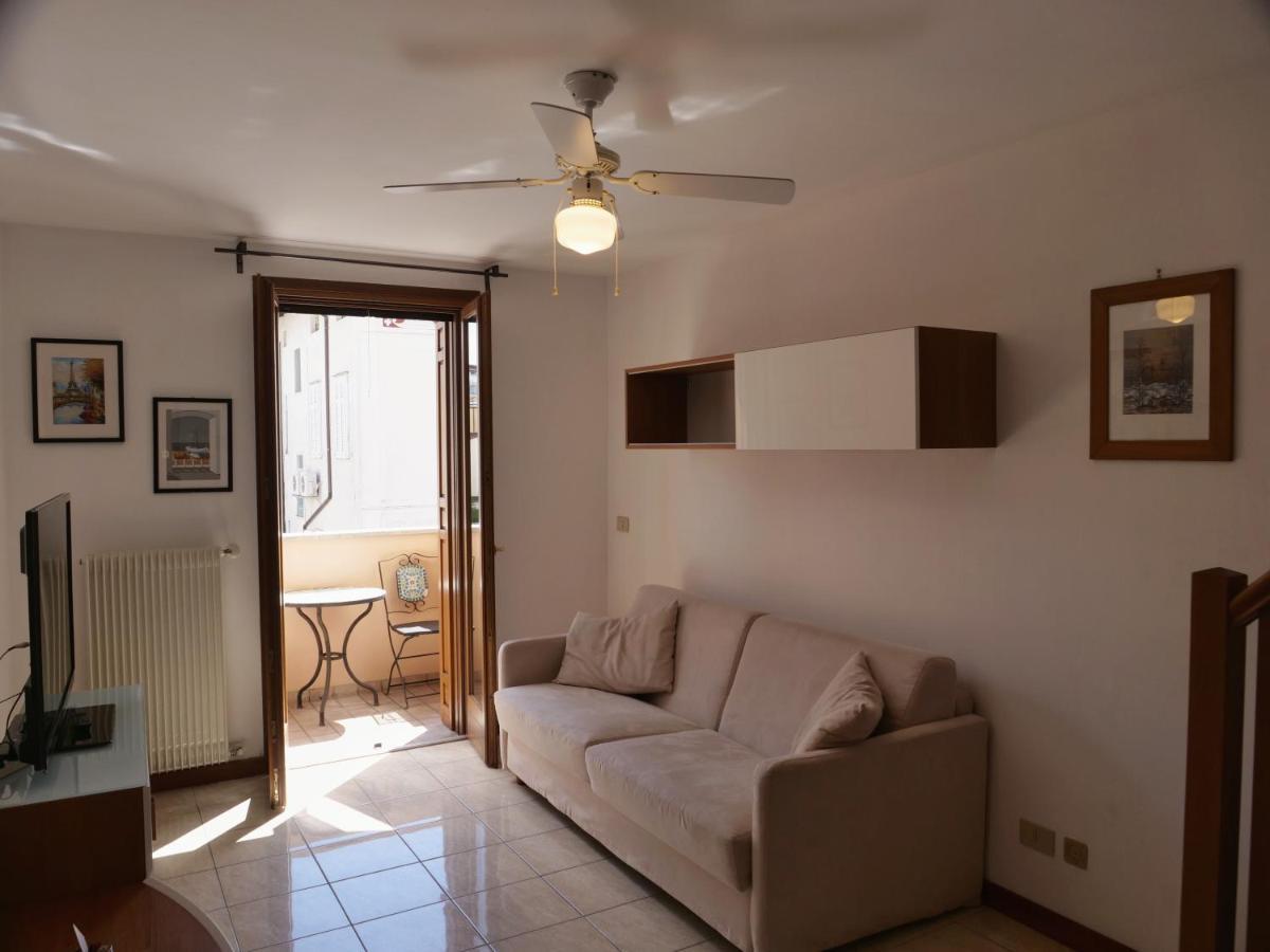 Lounge Del Duca, Centralissimo Bicamere Su Due Livelli - Posto Auto A Richesta Grado Extérieur photo