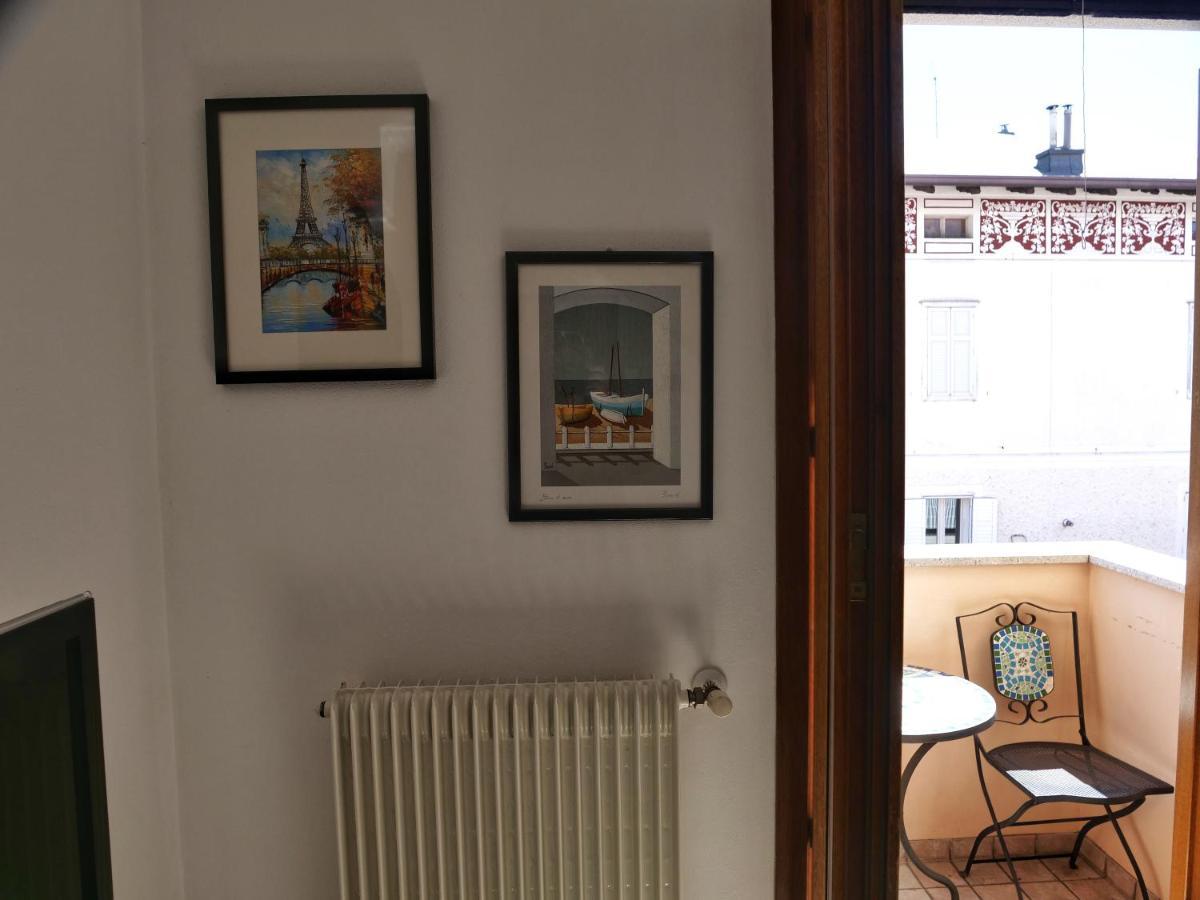 Lounge Del Duca, Centralissimo Bicamere Su Due Livelli - Posto Auto A Richesta Grado Extérieur photo